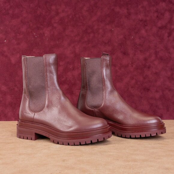 Gianvito Rossi Women Chester Burgundy Leather Chelsea Boots size 6US 36EU - Picture 1 of 10